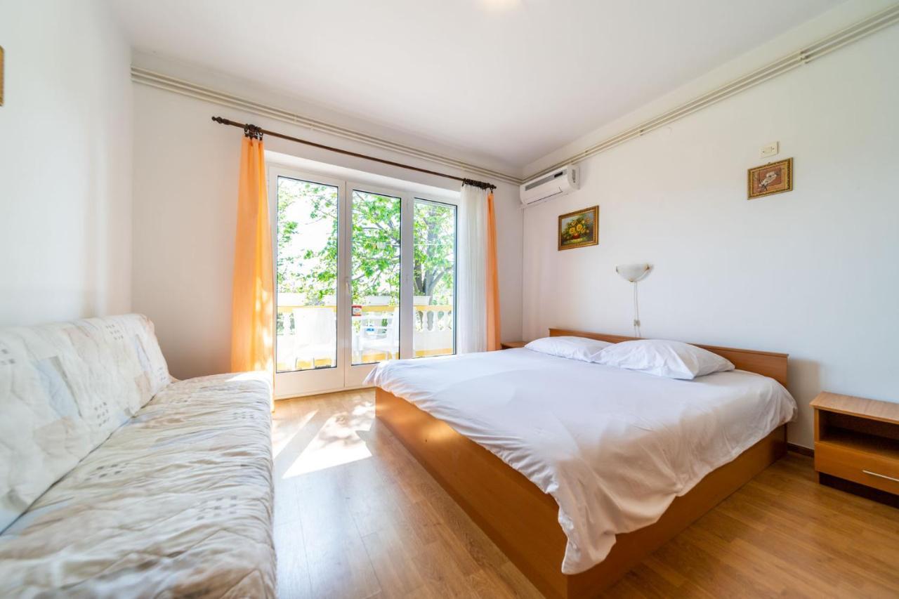 Apartmani Bozica Barbat na Rabu Ngoại thất bức ảnh