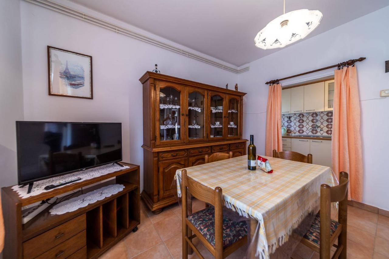 Apartmani Bozica Barbat na Rabu Ngoại thất bức ảnh
